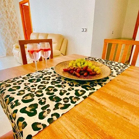 Апартаменти Leonarda Торрев'єха